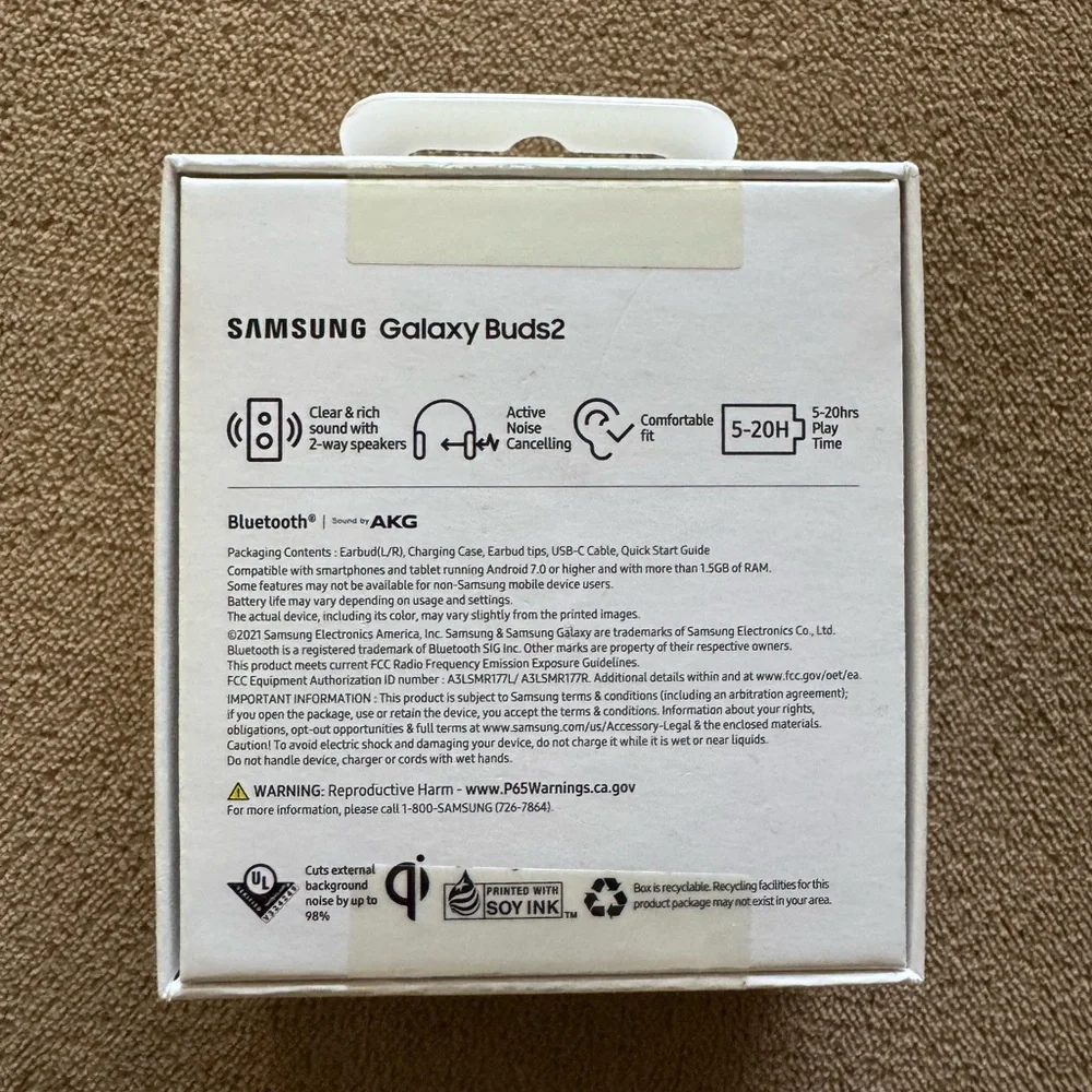 Samsung Galaxy Buds2 in White